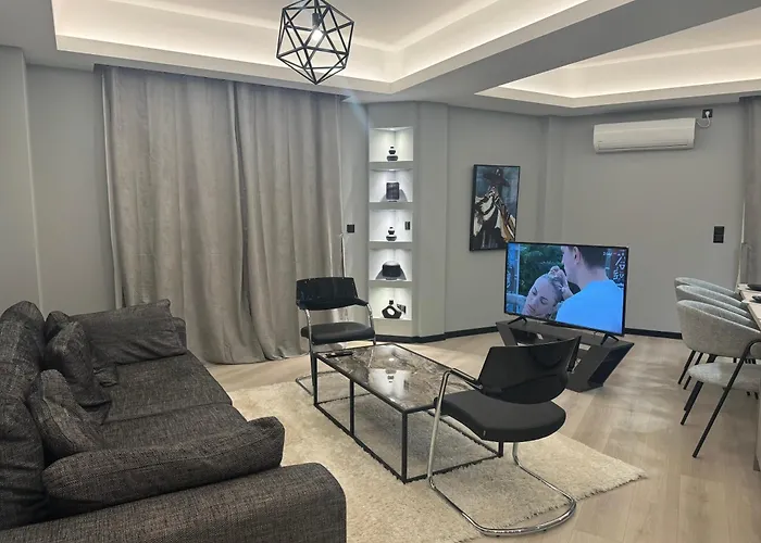Luxury s In Athens